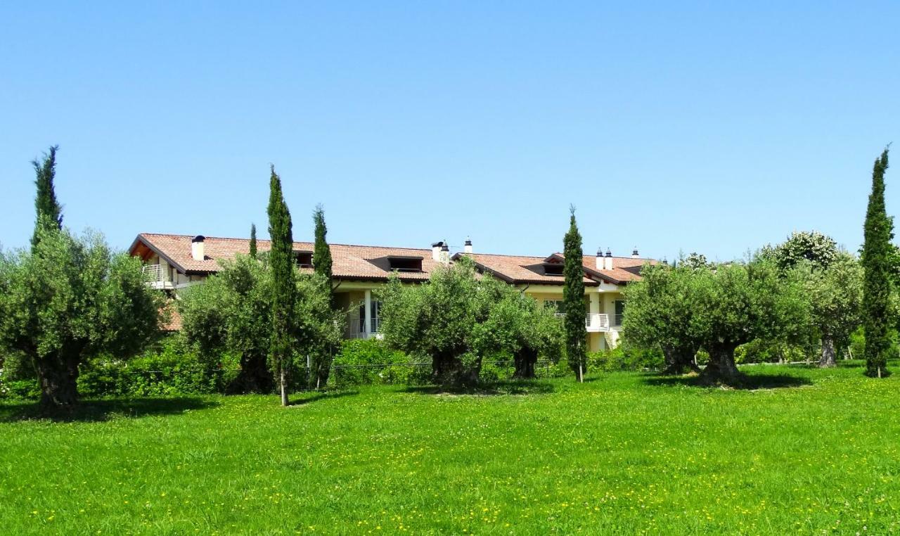 Phoenix Garda Hills Sirmione Exterior photo